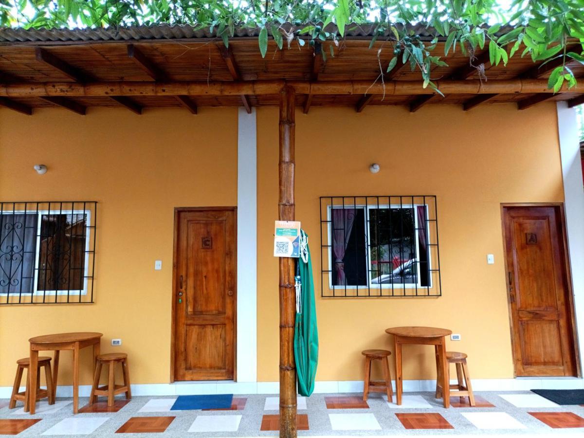 La Casa De Lili Hotel Olon Exterior photo